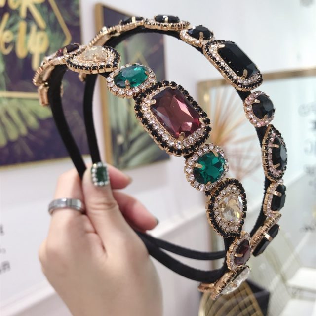 CN Baroque Rhinestone Jeweled Hairband For Women Elegant Velvet Ladies Crystal Pearl Sponge Headbands Girls Hair Accessories